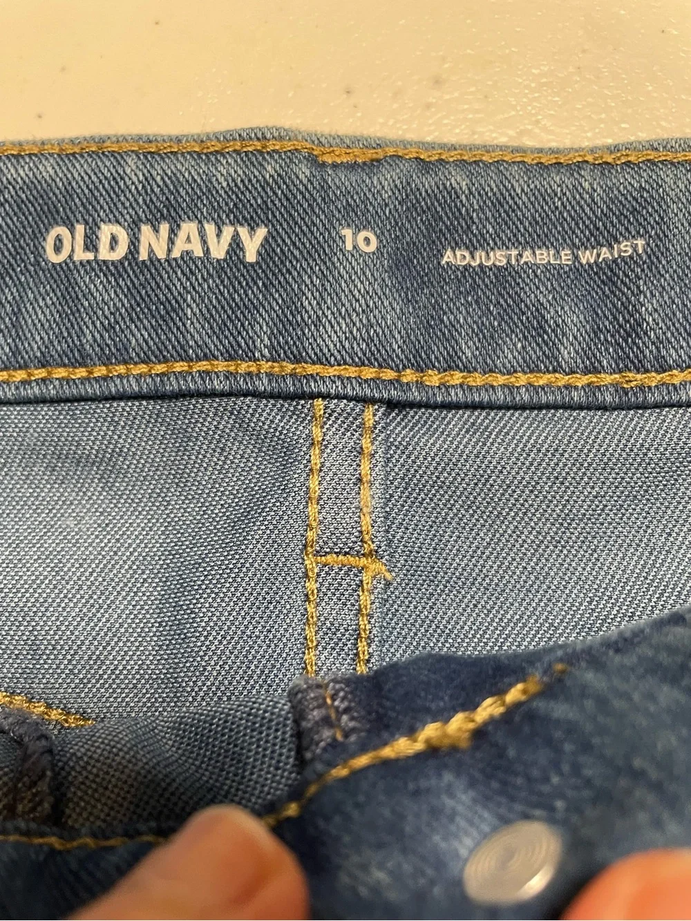 NWT Old Navy Kids Bermuda Jean shorts. Size 10.